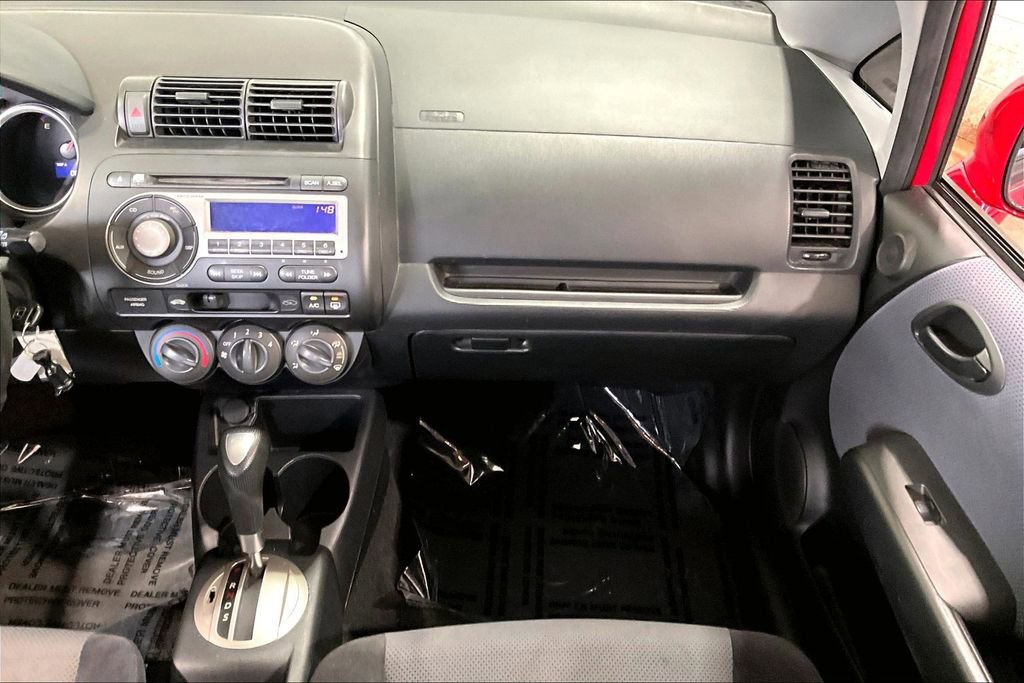Used 2007 Honda Fit Sport image 25
