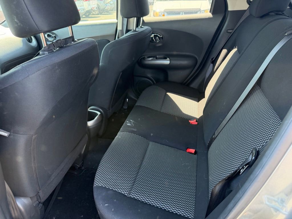 Used 2017 Nissan Juke S FWD image 8