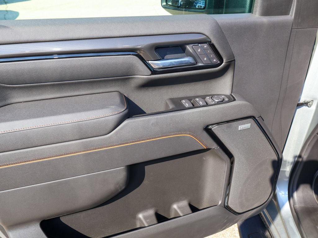 New 2026 GMC Sierra 2500 AT4 w/ AT4 Premium Plus Package AWD/4WD image 11