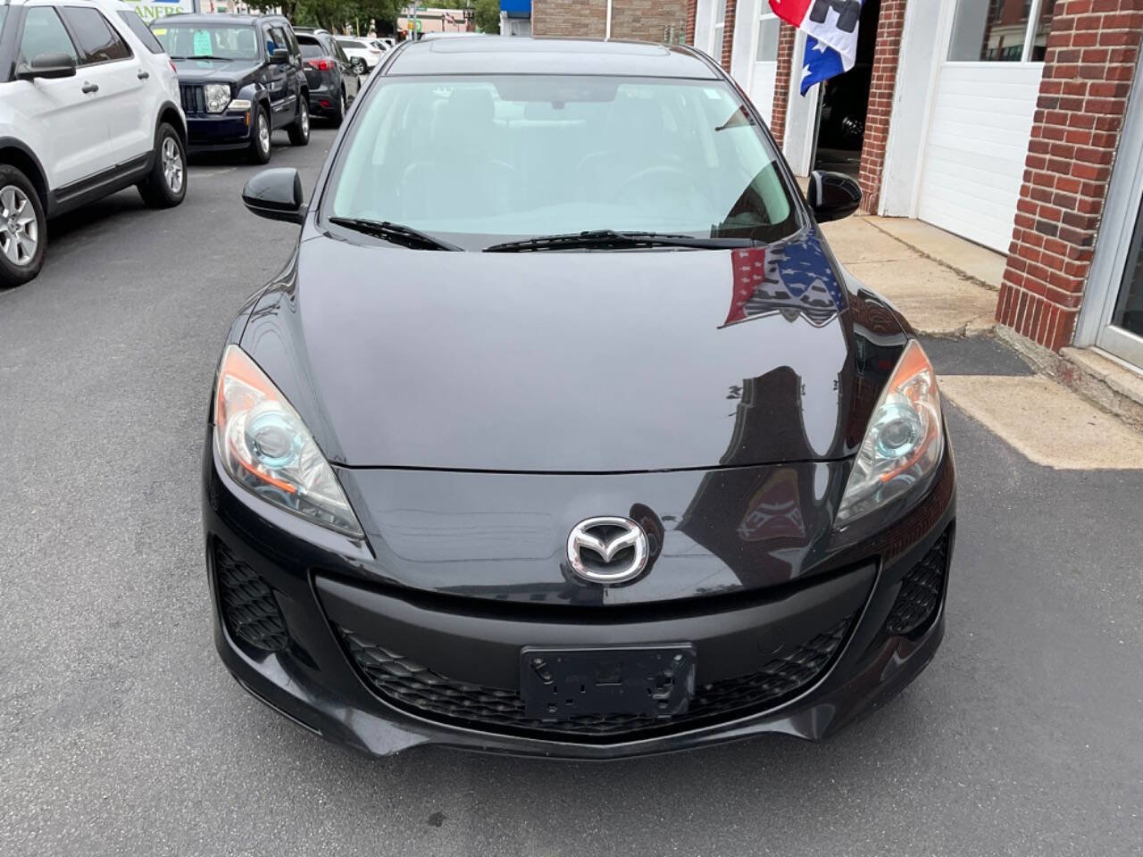 Used 2012 MAZDA MAZDA3 i Touring image 2