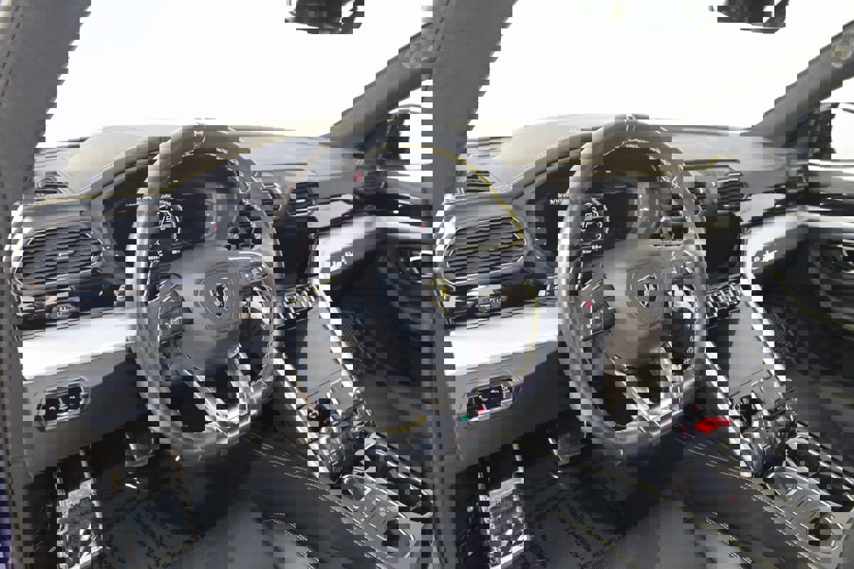 Used 2021 Lamborghini Urus image 44