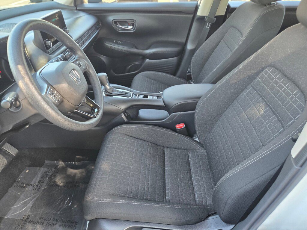 Certified 2025 Honda HR-V LX image 20