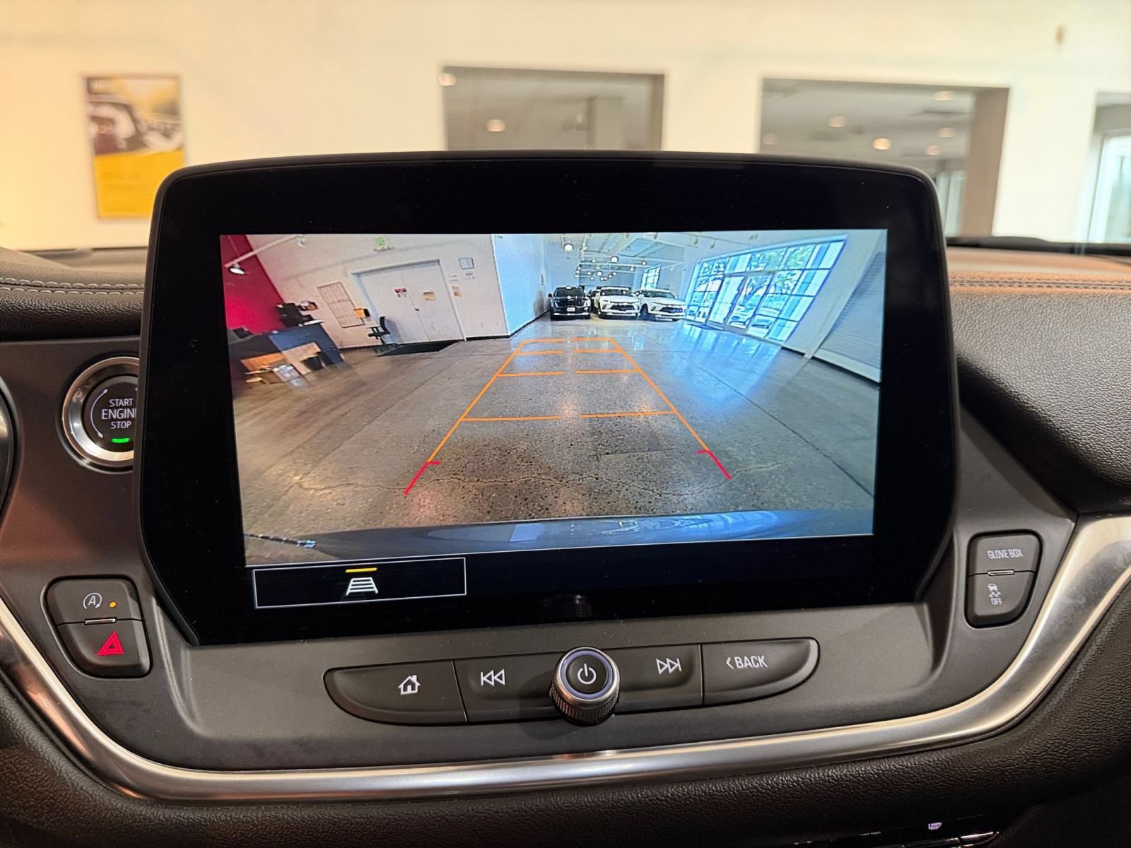 Used 2025 Chevrolet Blazer LT FWD image 24