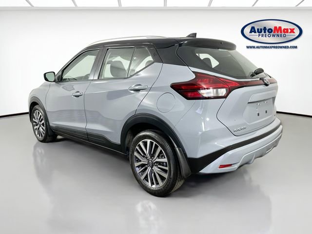 Used 2022 Nissan Kicks SV image 5