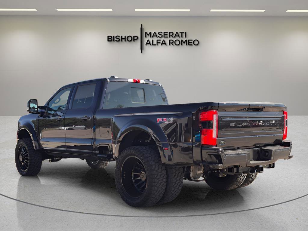 Used 2026 Ford F450 Platinum w/ FX4 Off-Road Package image 3