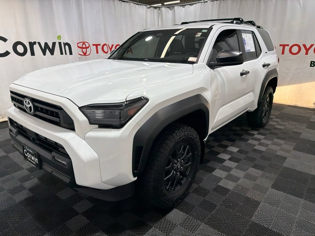Used 2025 Toyota 4Runner SR5 AWD/4WD image 3