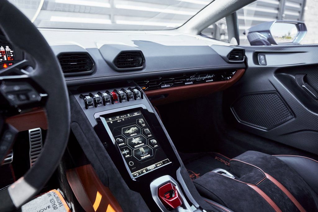Used 2024 Lamborghini Huracan Tecnica image 62