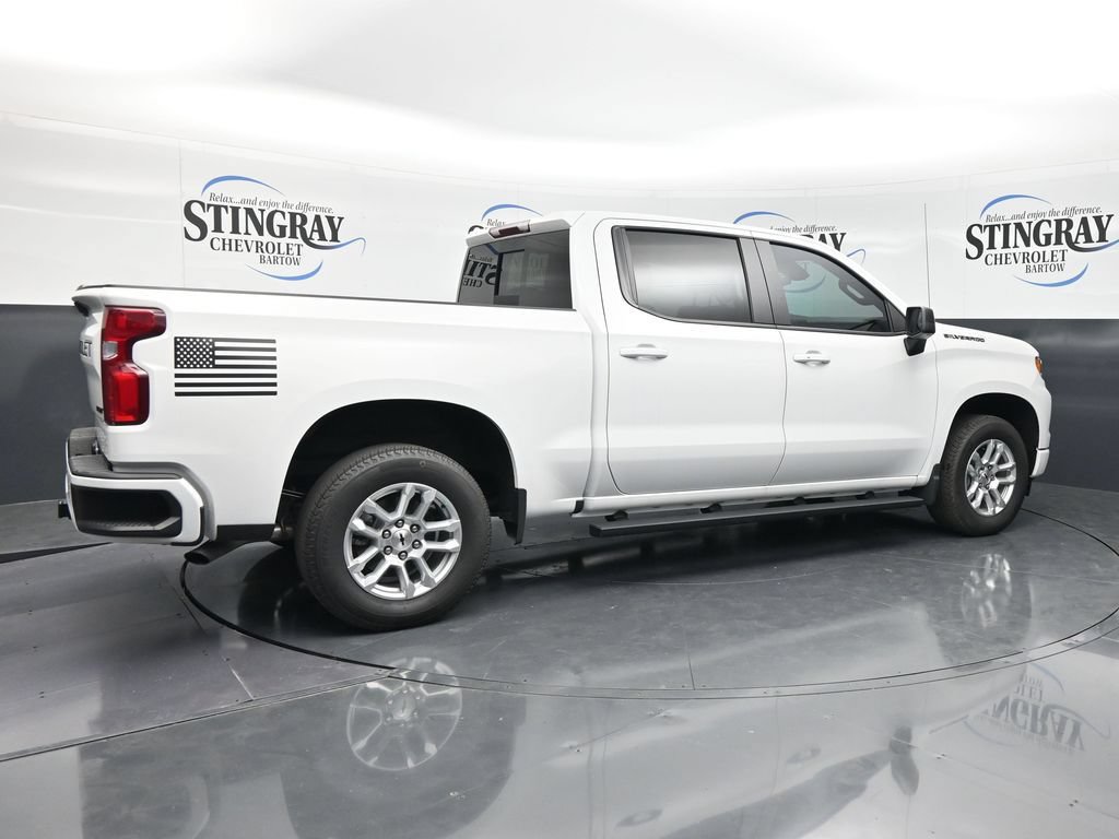 Used 2025 Chevrolet Silverado 1500 RST w/ Convenience Package II RWD image 9