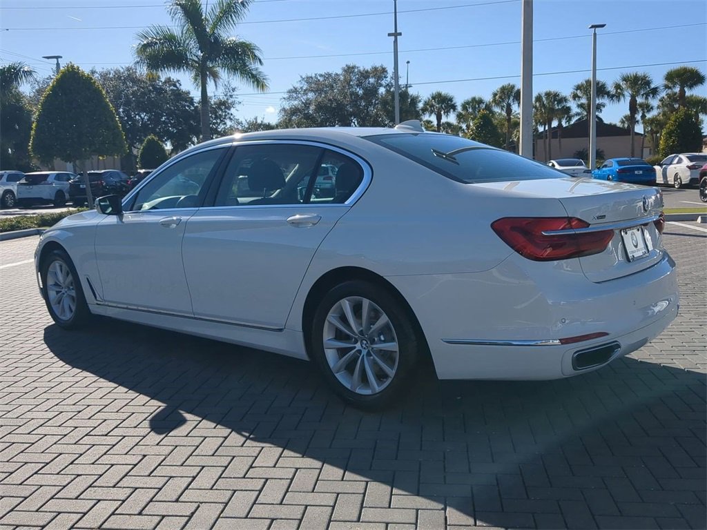 Used 2018 BMW 740i xDrive image 7