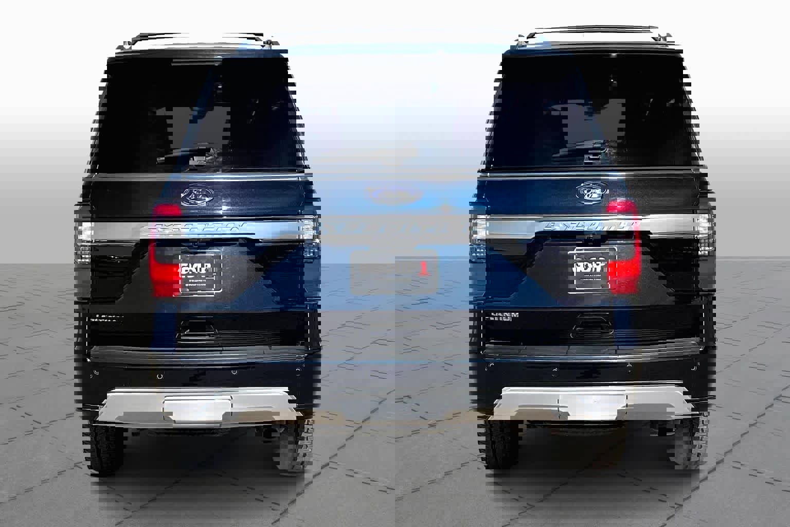 Used 2021 Ford Expedition Platinum image 5