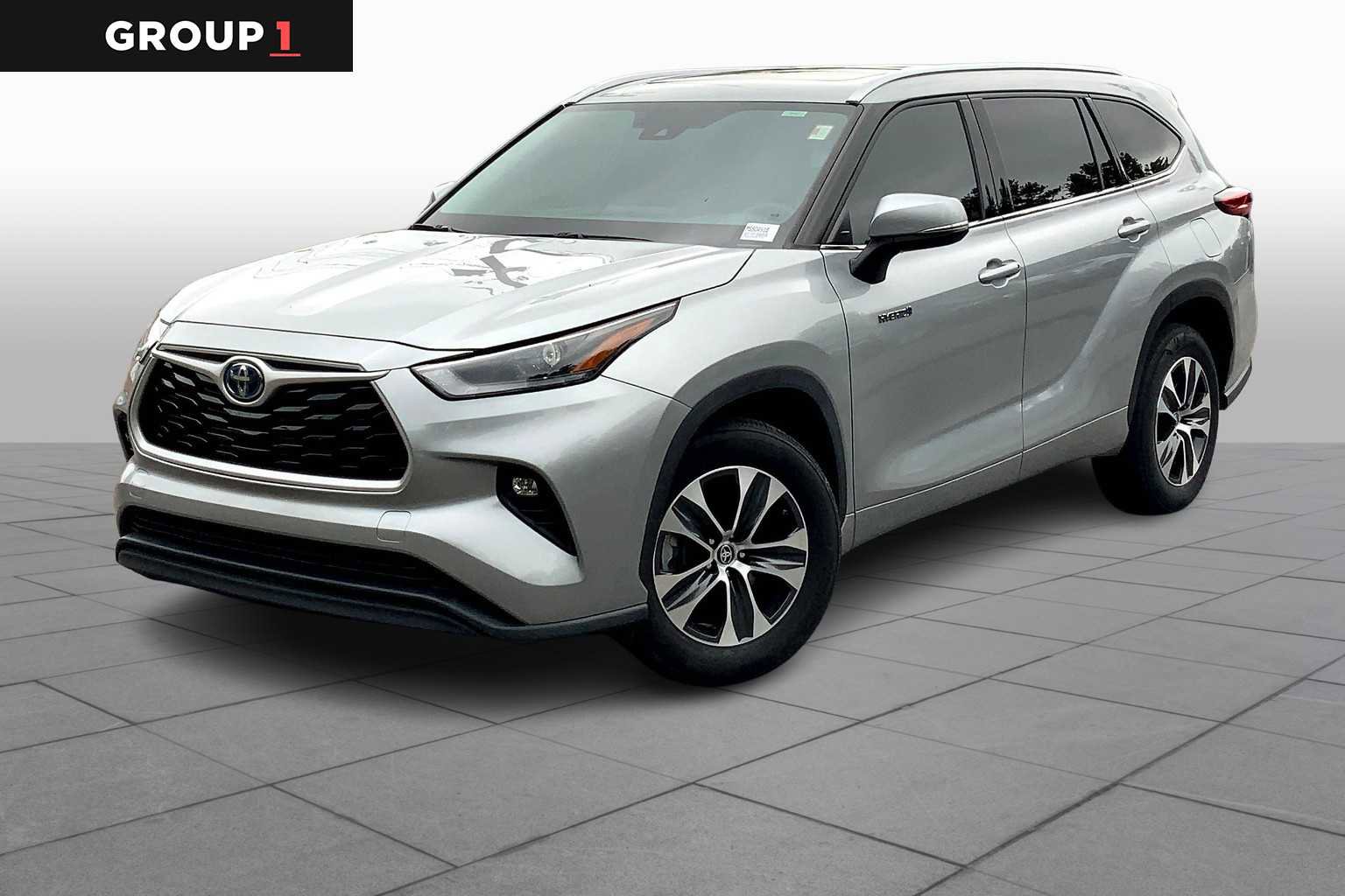 Used 2021 Toyota Highlander XLE image 1