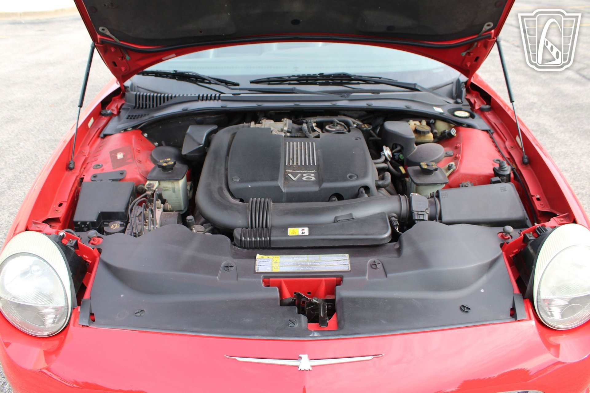 Used 2002 Ford Thunderbird RWD image 9