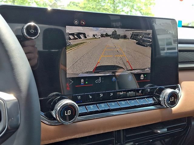 New 2026 GMC Canyon AT4 w/ Technology Plus Package AWD/4WD image 13