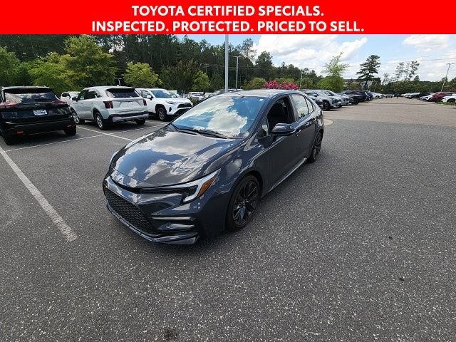 Used 2025 Toyota Corolla XSE FWD image 5