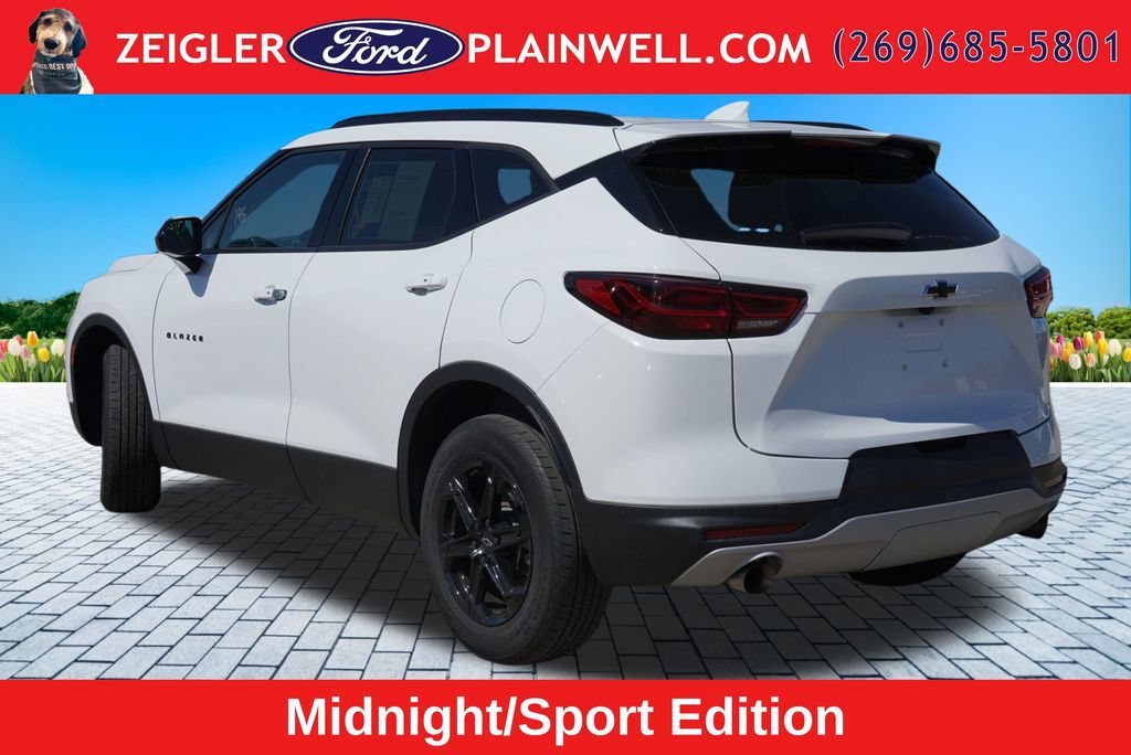 Used 2023 Chevrolet Blazer LT w/ Convenience Package FWD image 3