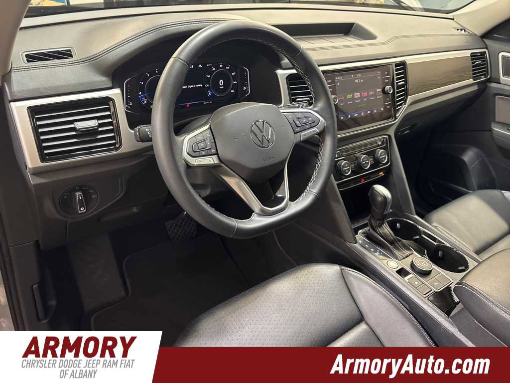Used 2022 Volkswagen Atlas SE w/ Panoramic Sunroof Package image 11