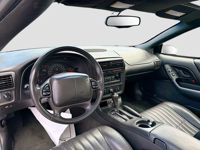 Used 2000 Chevrolet Camaro Coupe w/ Sport Appearance Pkg image 9