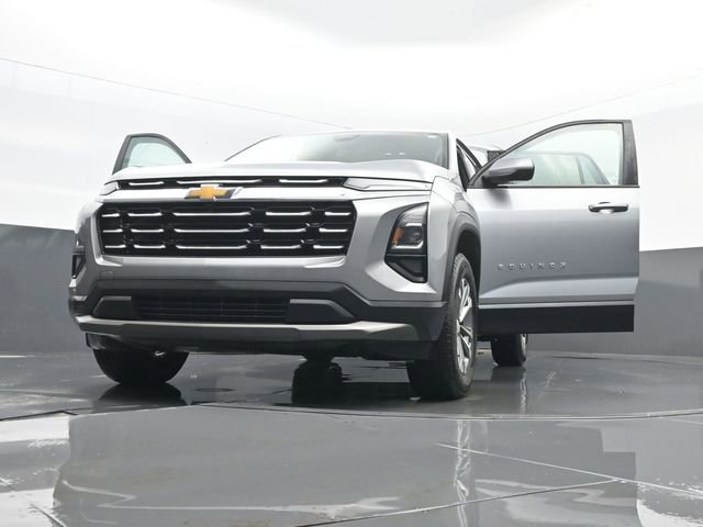 Used 2025 Chevrolet Equinox LT image 33