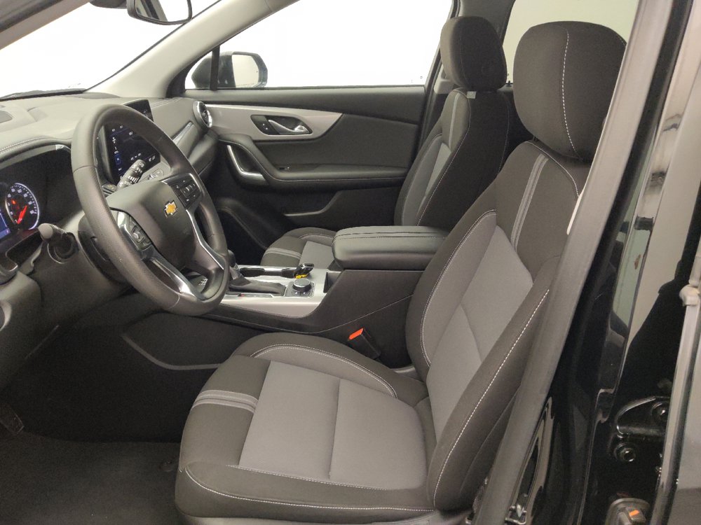 Used 2024 Chevrolet Blazer LT w/ Convenience Package FWD image 17