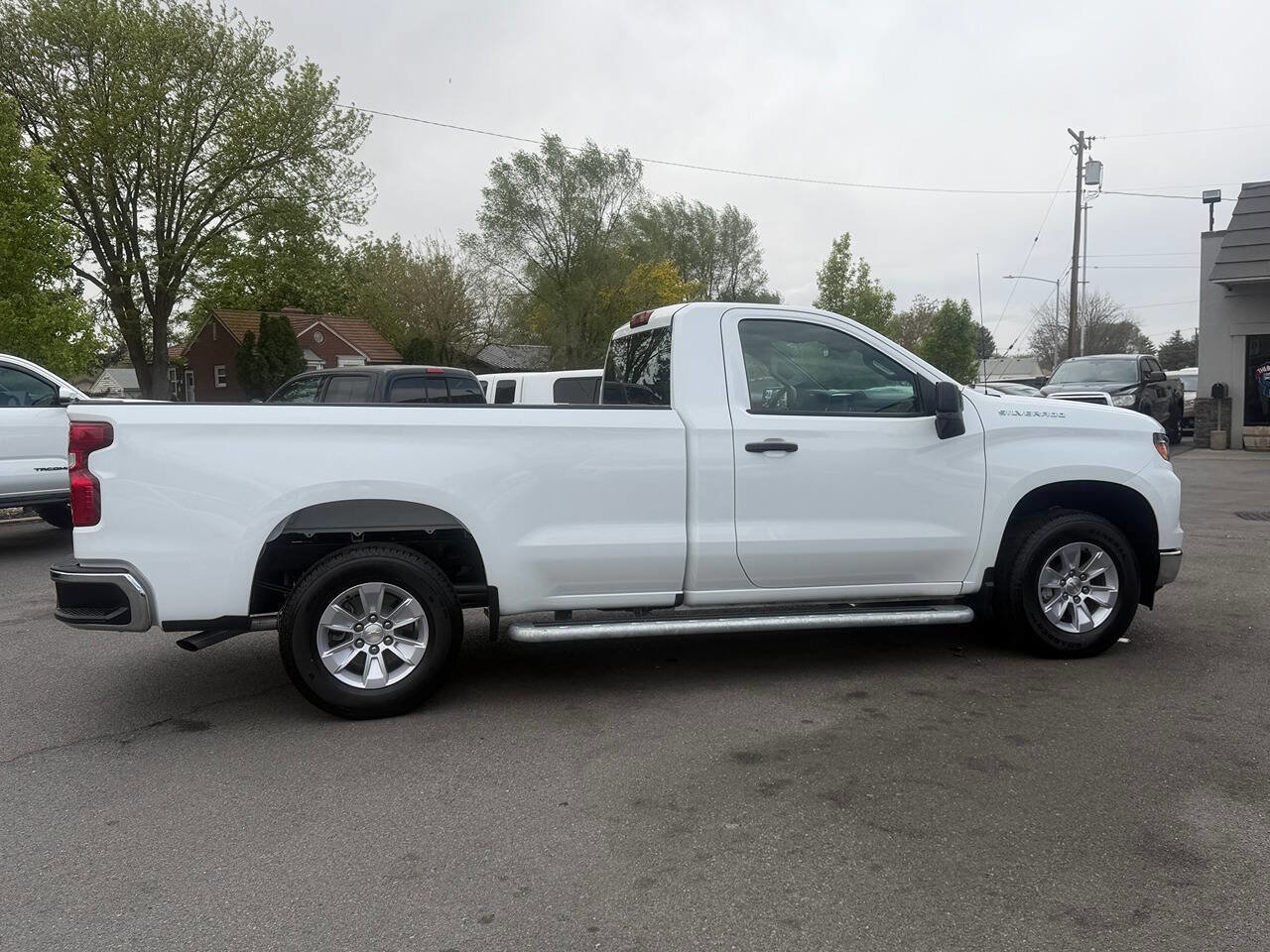 Used 2025 Chevrolet Silverado 1500 W/T RWD image 12