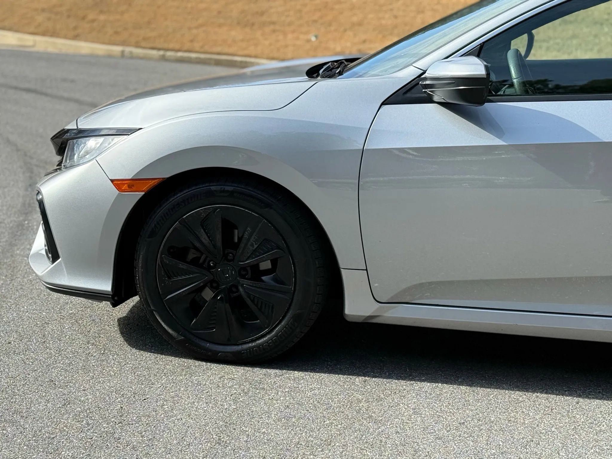 Used 2017 Honda Civic EX image 9