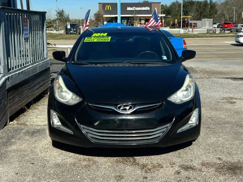 Used 2014 Hyundai Elantra SE w/ Option Group 02 FWD image 3