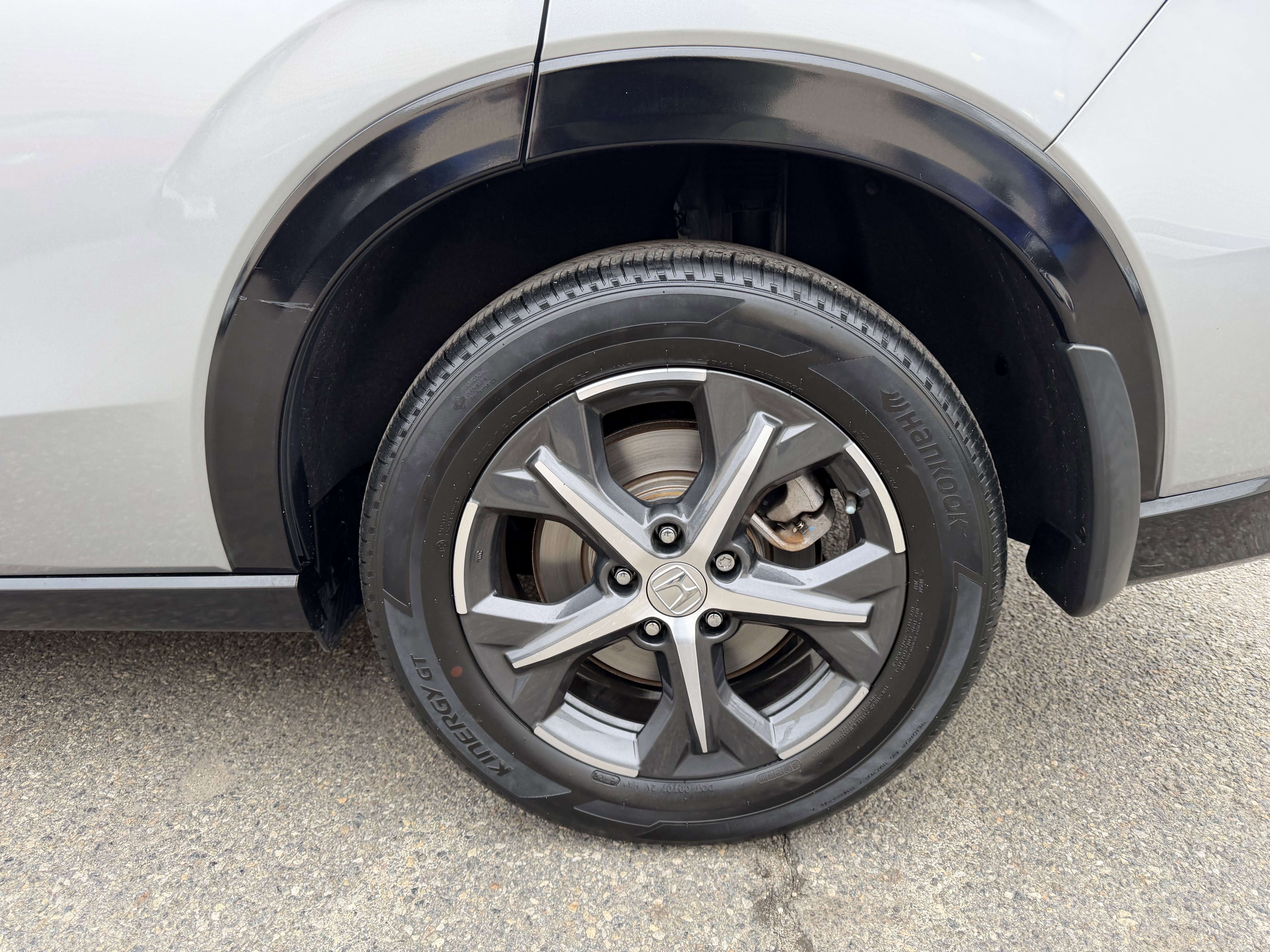 Used 2023 Honda HR-V EX-L image 8