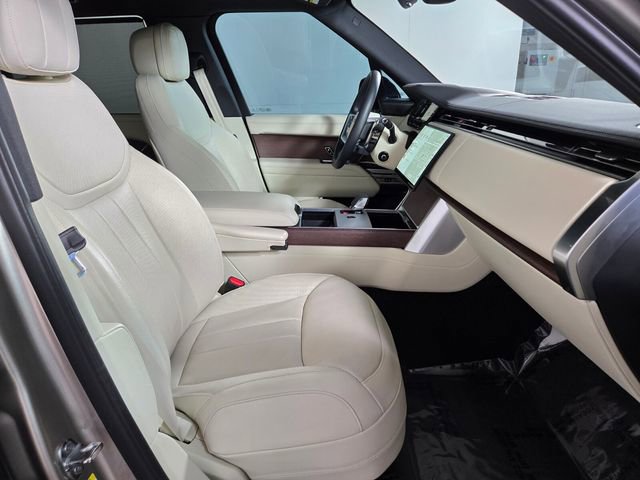 Used 2024 Land Rover Range Rover SE image 23