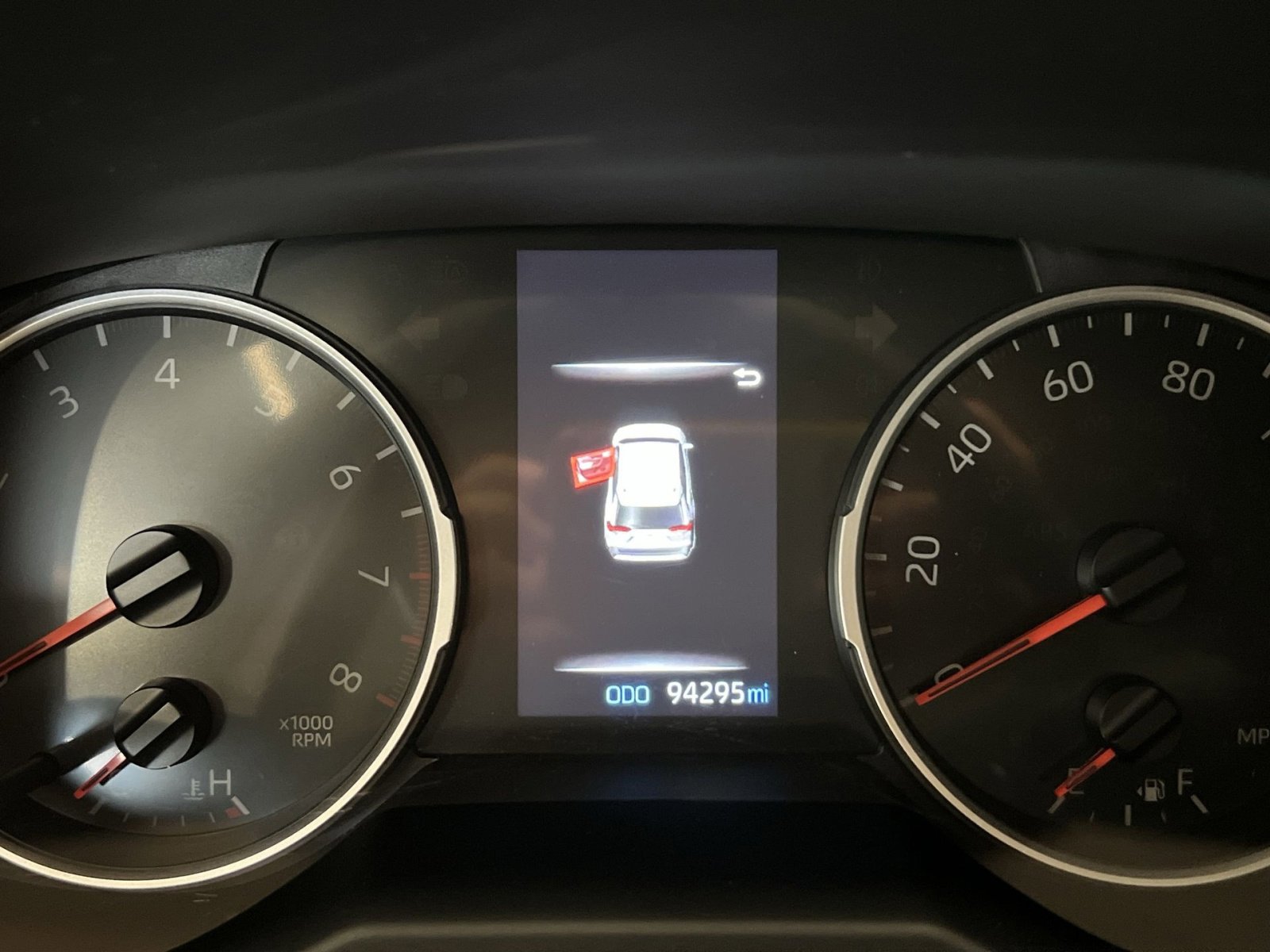 Used 2022 Toyota RAV4 LE image 16