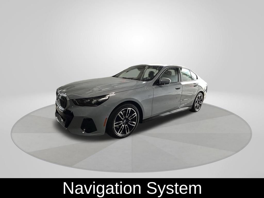Used 2026 BMW 530i xDrive AWD/4WD image 3