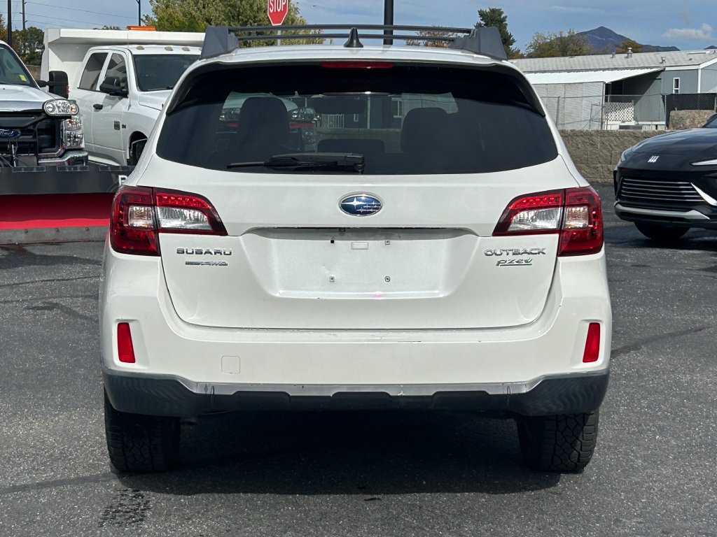 Used 2017 Subaru Outback 2.5i Premium AWD/4WD image 6