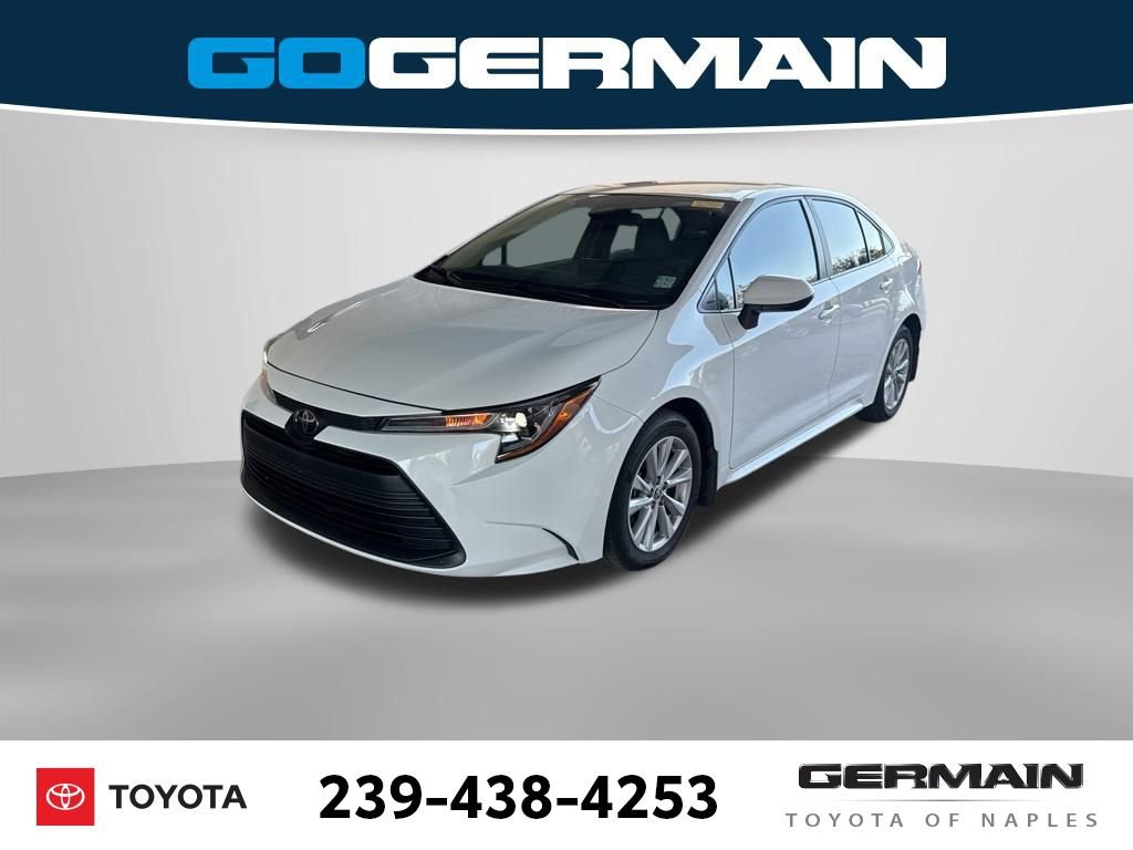 Used 2025 Toyota Corolla LE image 1
