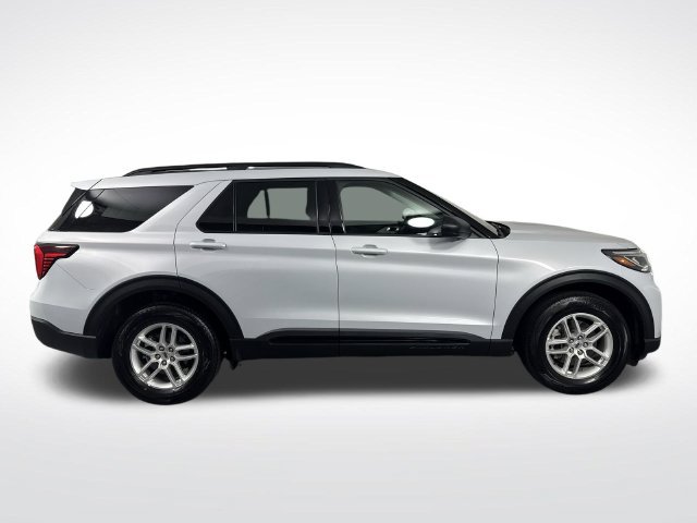Used 2026 Ford Explorer Active AWD/4WD image 36