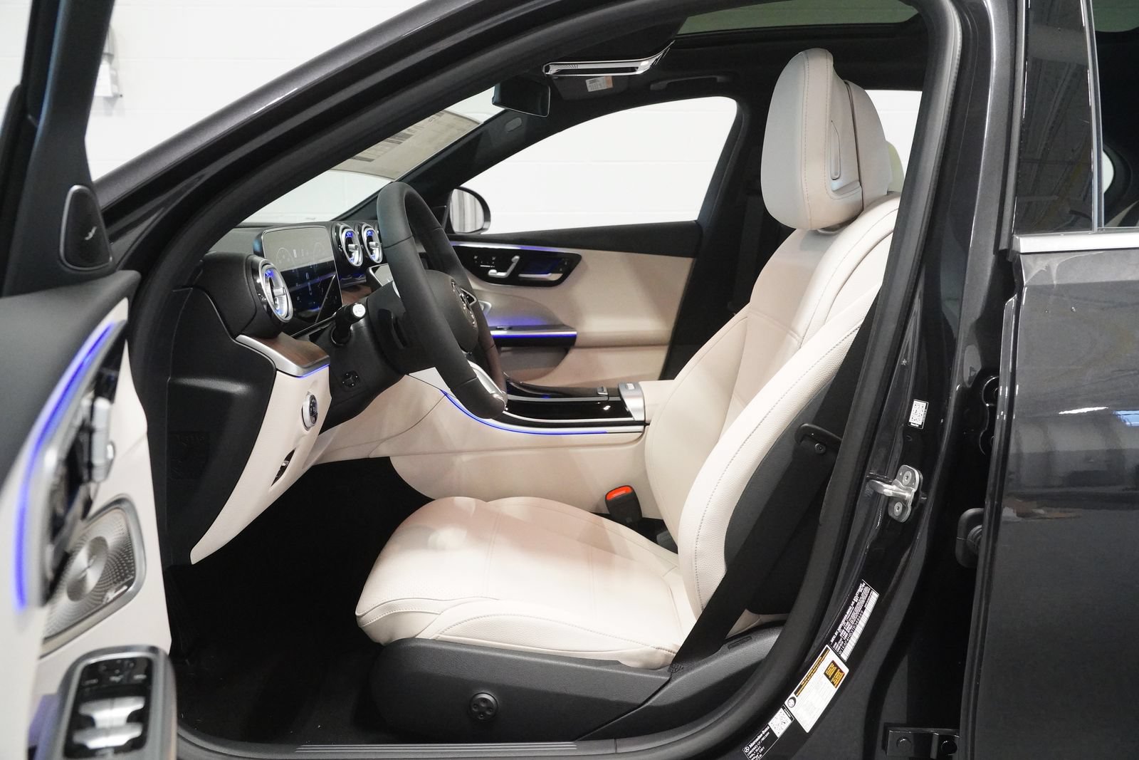 New 2026 Mercedes-Benz C 300 4MATIC Sedan image 14