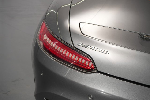 Used 2018 Mercedes-Benz AMG GT Roadster image 23