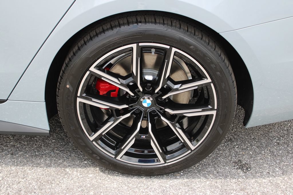 Used 2026 BMW 430i xDrive w/ M Sport Package AWD/4WD image 39