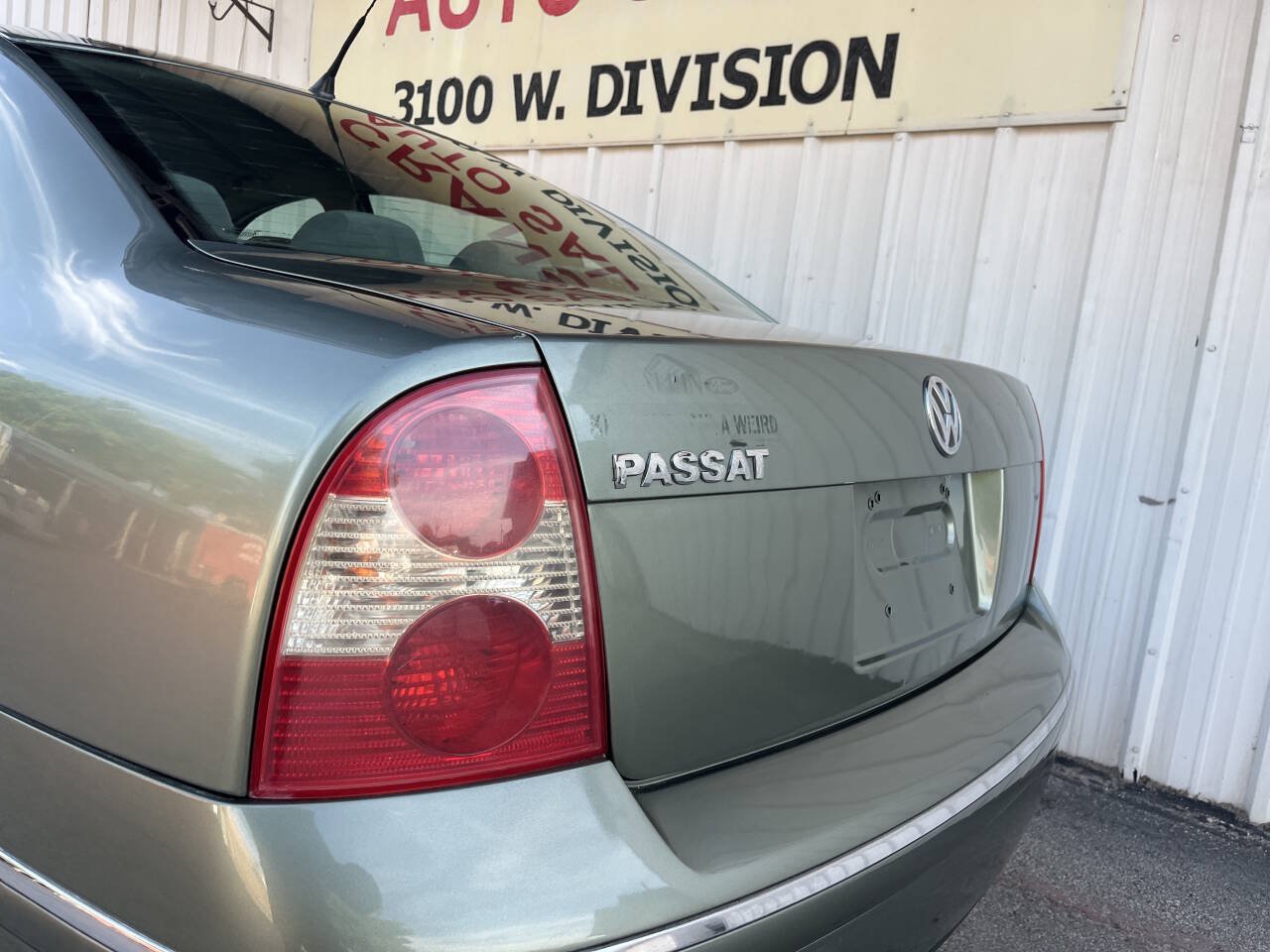 Used 2002 Volkswagen Passat GLS FWD image 9