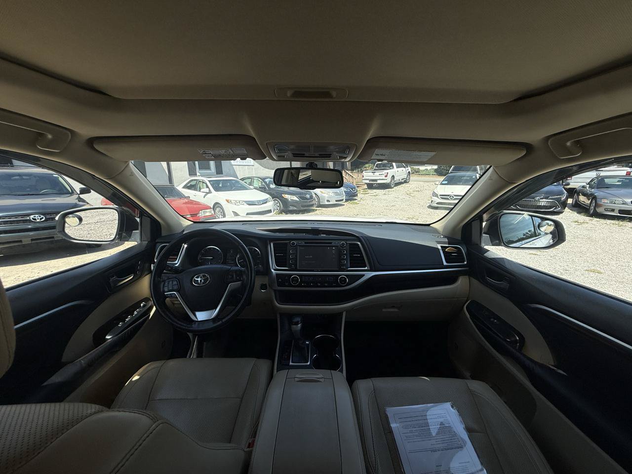 Used 2015 Toyota Highlander Limited AWD/4WD image 26