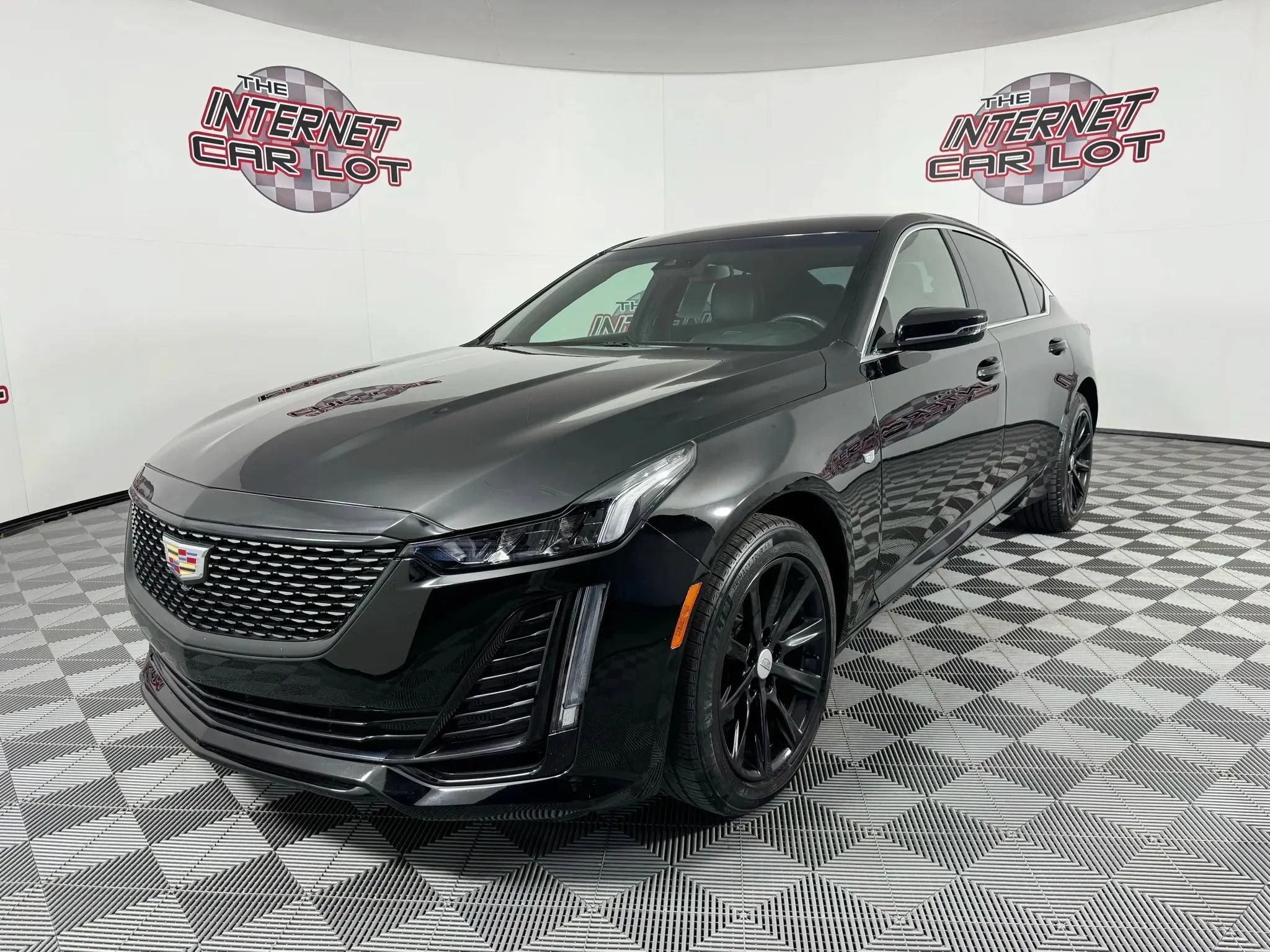Used 2022 Cadillac CT5 Luxury w/ Cold Weather Package AWD/4WD image 3