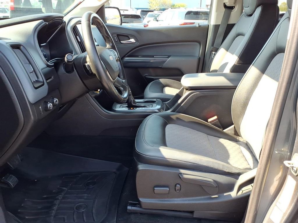 Used 2016 Chevrolet Colorado Z71 AWD/4WD image 10