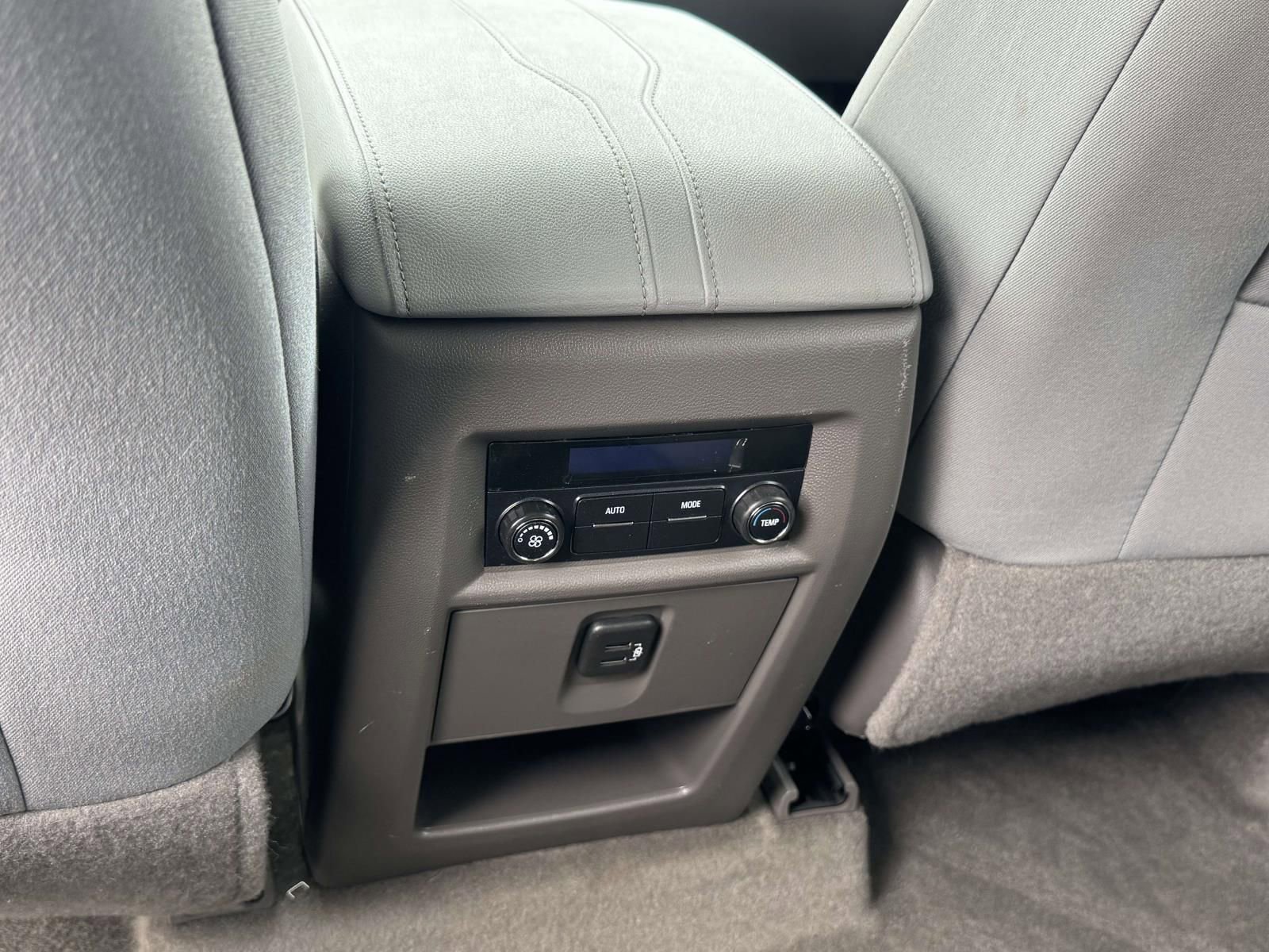 Used 2018 Chevrolet Traverse LT w/ LPO, Floor Liner Package image 25