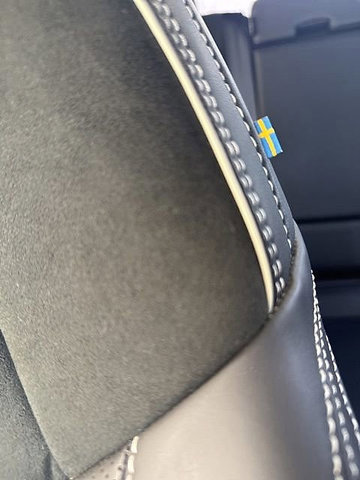 Used 2021 Volvo XC40 T5 R-Design w/ Advanced Package image 19