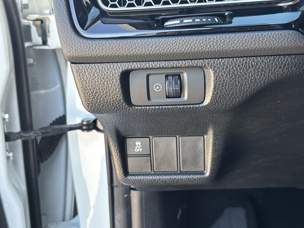 Certified 2025 Honda Civic Sport image 30