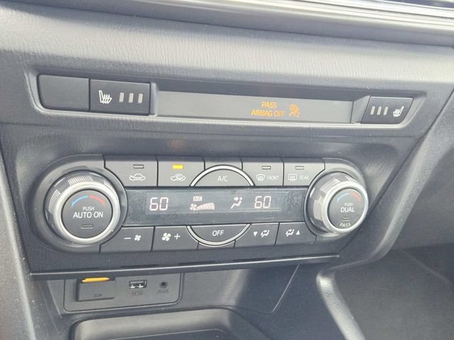 Used 2018 MAZDA MAZDA3 Grand Touring FWD image 24