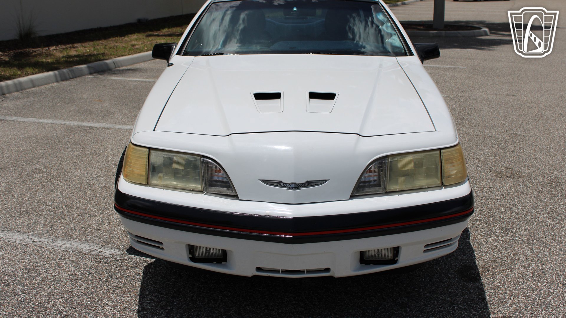 Used 1988 Ford Thunderbird RWD image 4