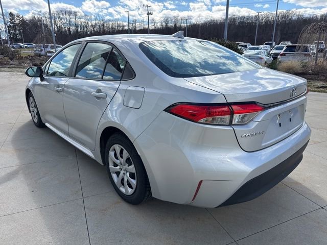 Used 2023 Toyota Corolla LE image 5