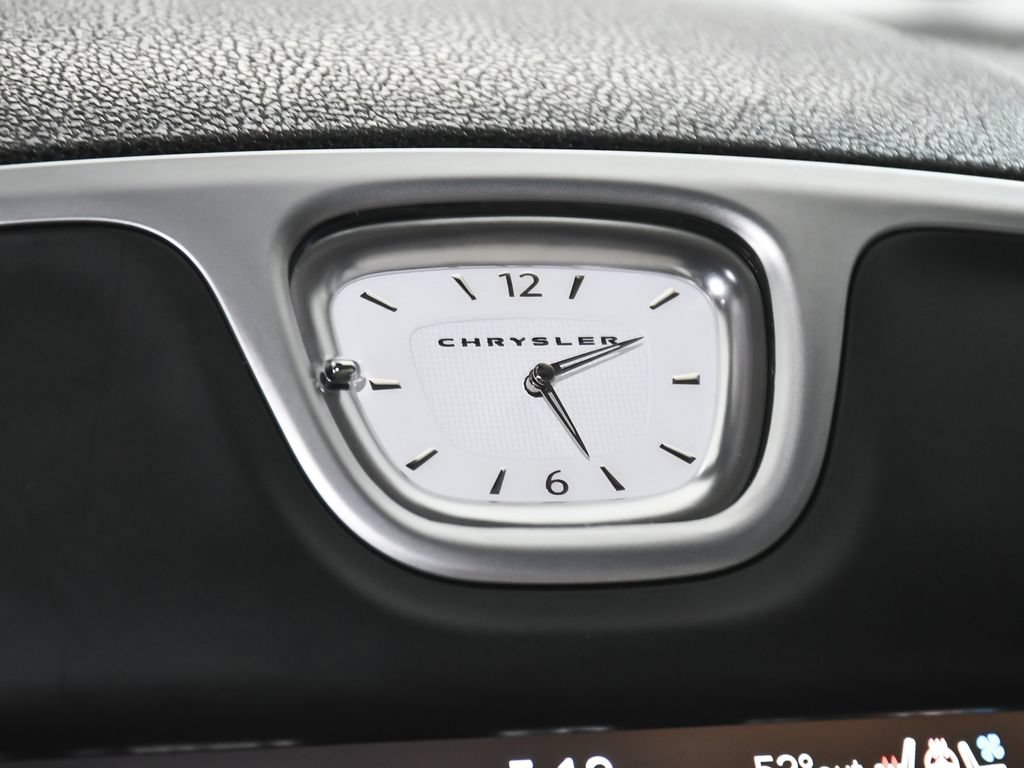 Used 2023 Chrysler 300 Touring L w/ Comfort Group AWD/4WD image 24