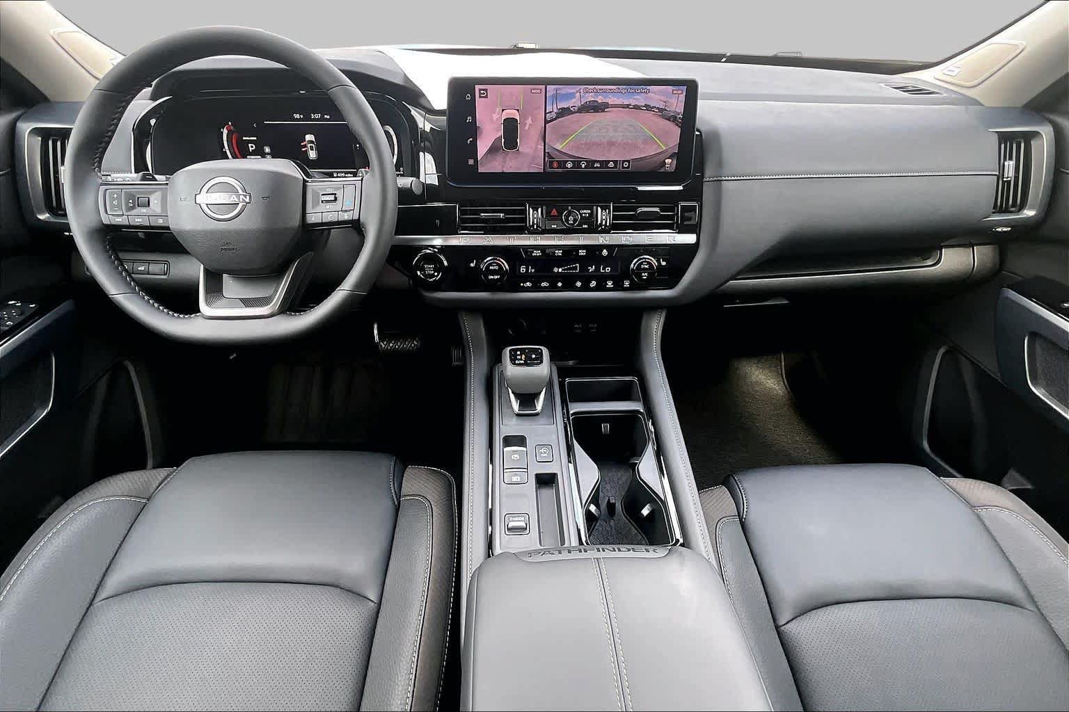New 2026 Nissan Pathfinder SL FWD image 5
