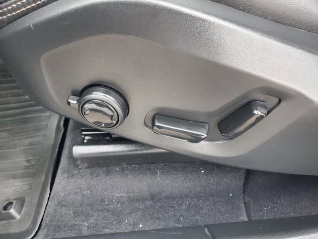 Certified 2022 Volvo XC60 B5 Inscription image 15