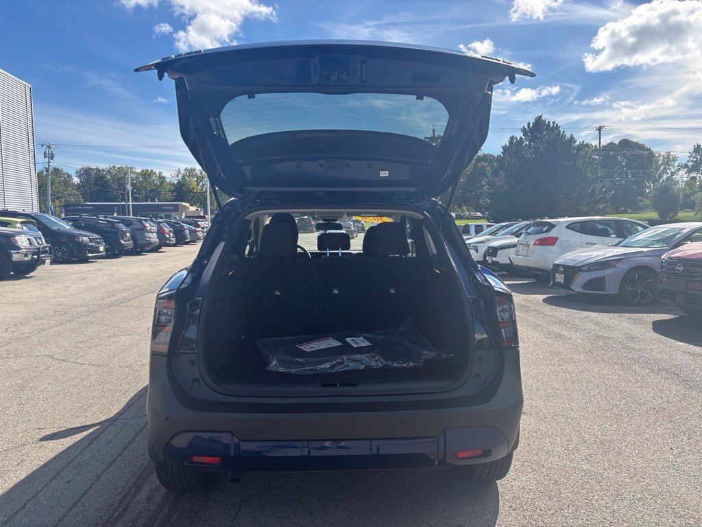 Certified 2026 Nissan Kicks SV w/ Cold Weather Package AWD/4WD image 7